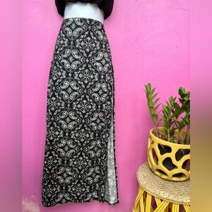 Lira Maxi skirt